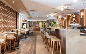 Mercure Paris Ouest Saint Germain